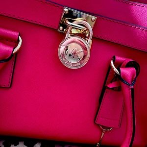 NWOT - Never Used Michael Kors Bag!